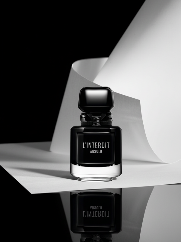 Givenchy-Packshot-1